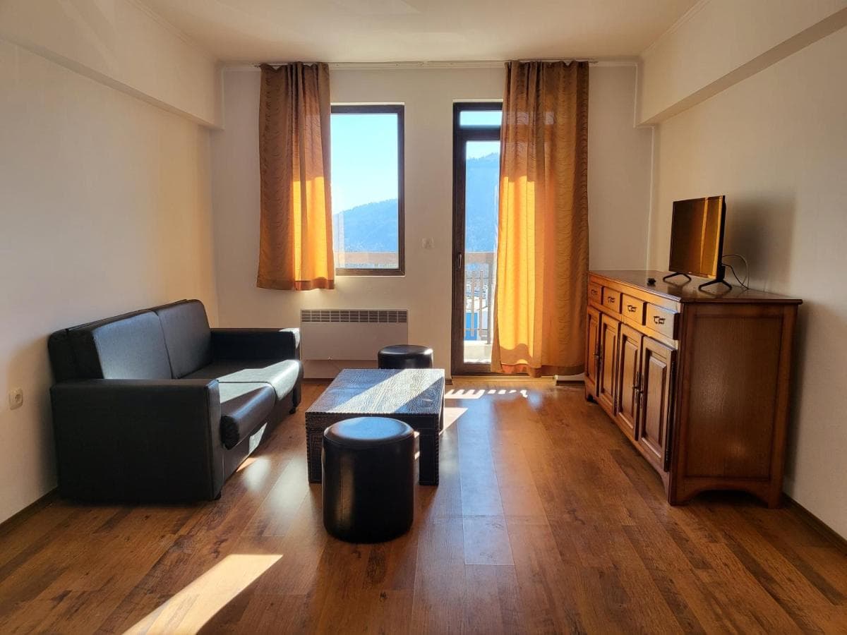 Silver Hills Hotel - 4