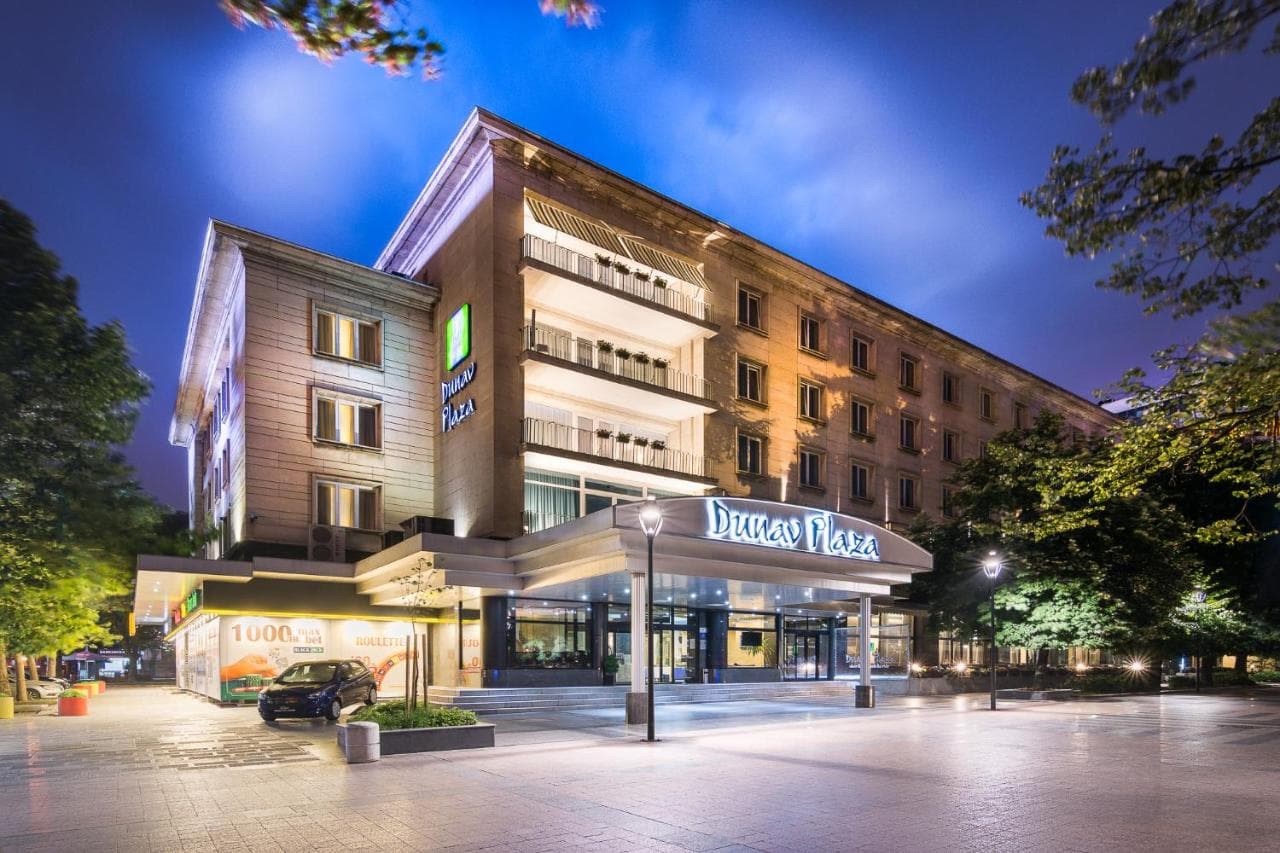 Danube Plaza Hotel