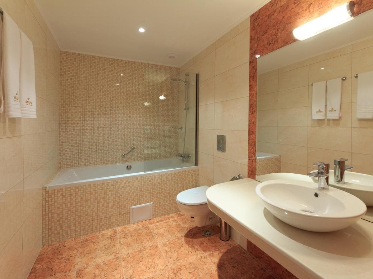Agusta Spa Hotel - 15