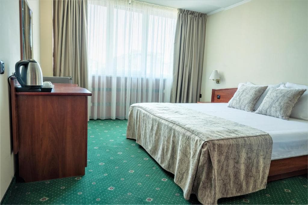 Hotel Orbit - 12