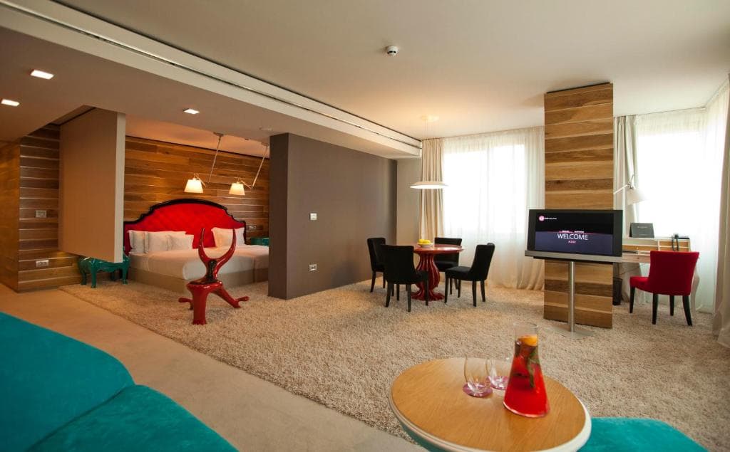 Graffit Gallery Design Hotel - 9