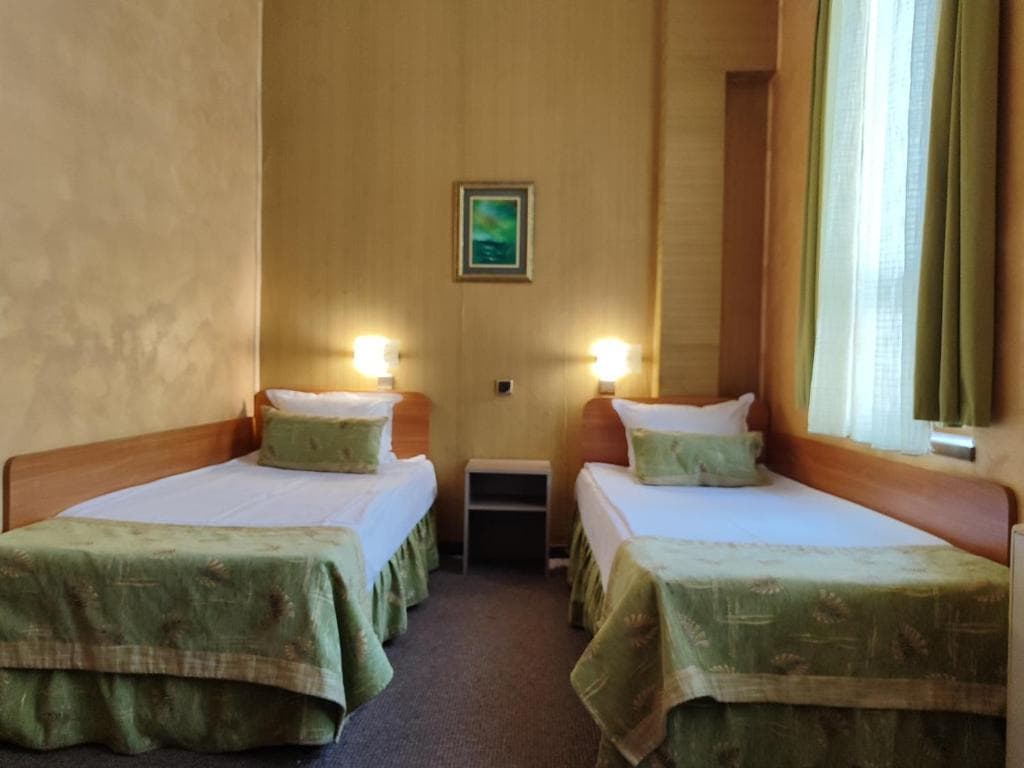 Family Hotel Bulair - 8