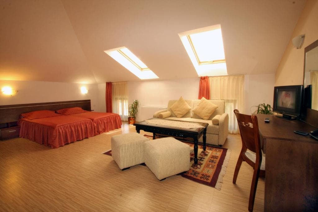 Hotel Alafrangite - 13