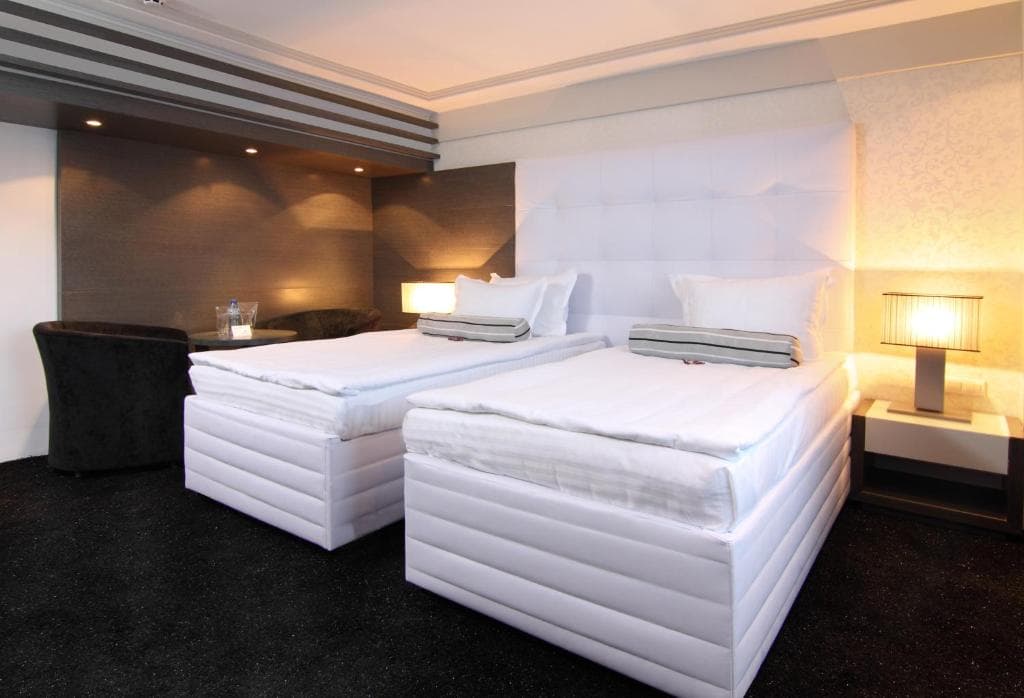 Grand Hotel Riga - 8