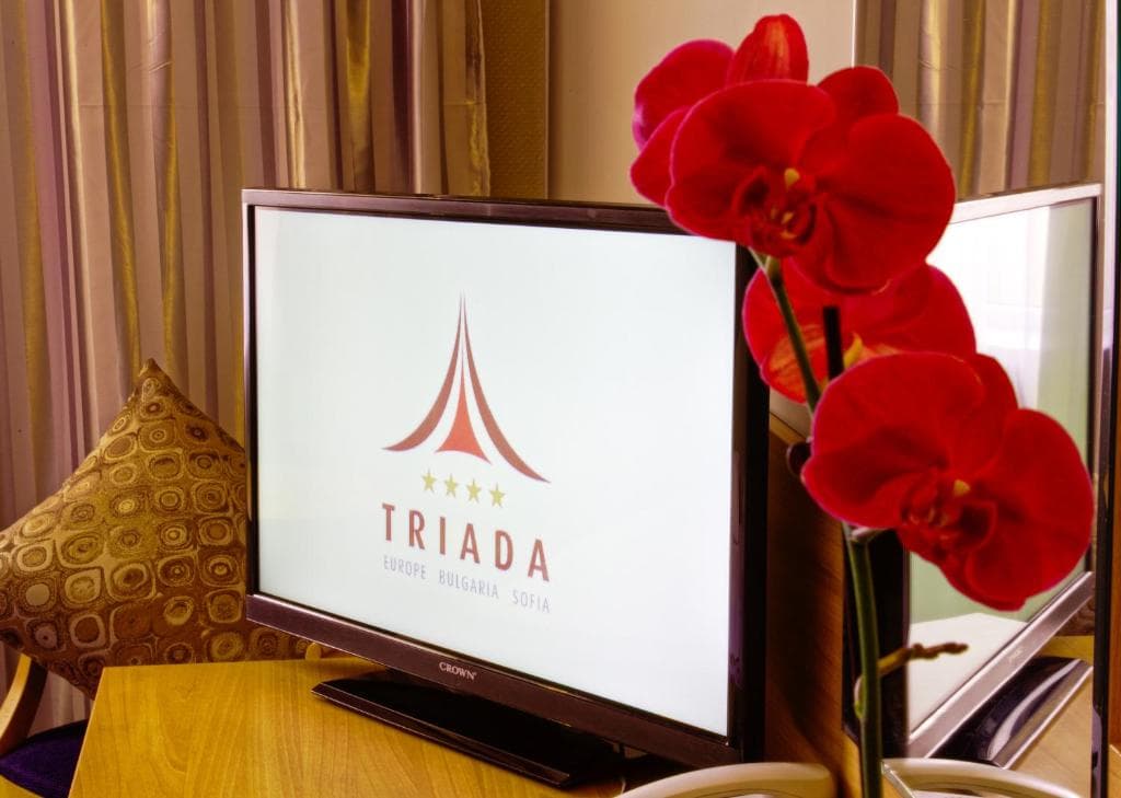 Triada Hotel - 8