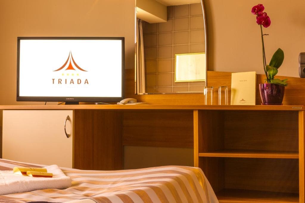 Triada Hotel - 10