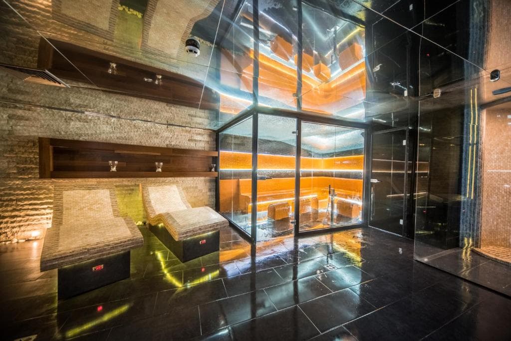 Hotel Emirates - 13