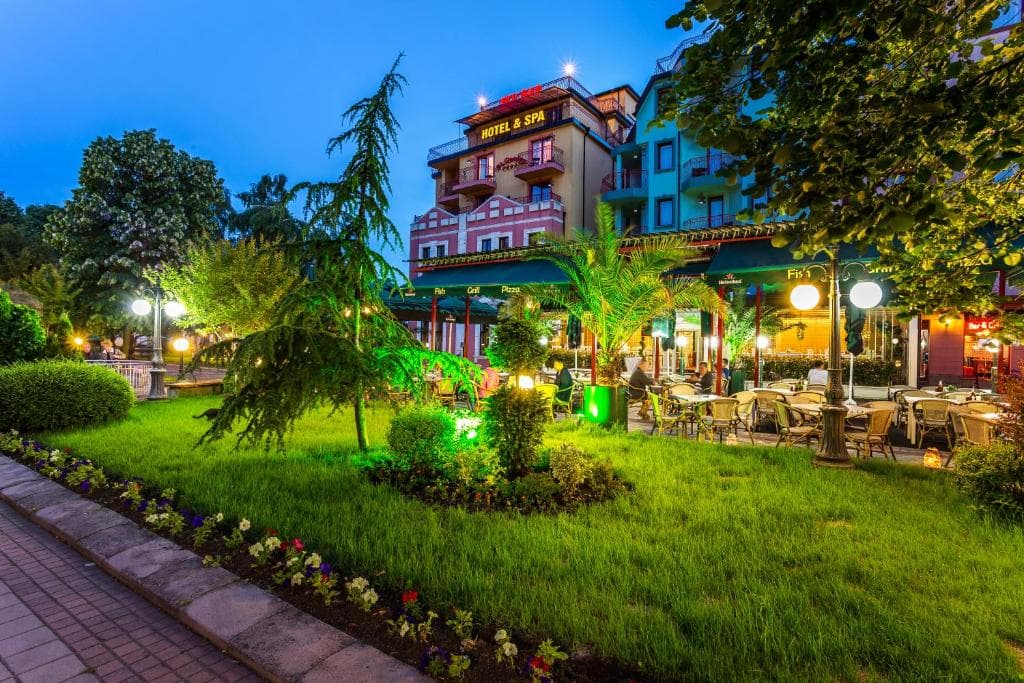 Saint George Hotel and Spa - 6