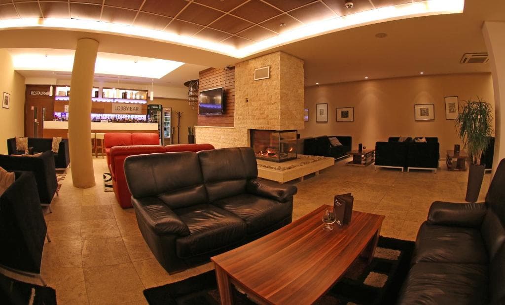 Radina's Way Hotel - 8