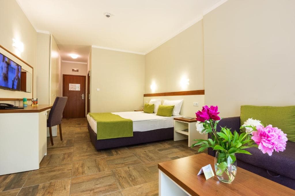 Lyulyak Hotel - 12