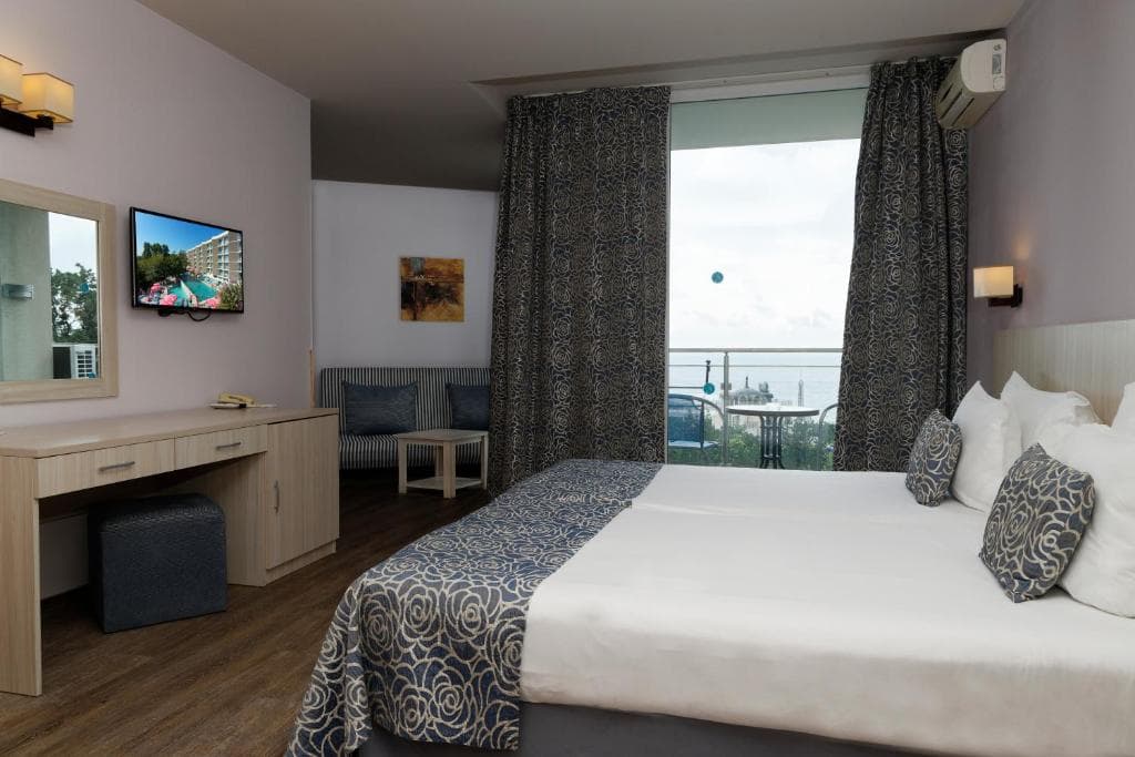 Hotel Slavey - 4