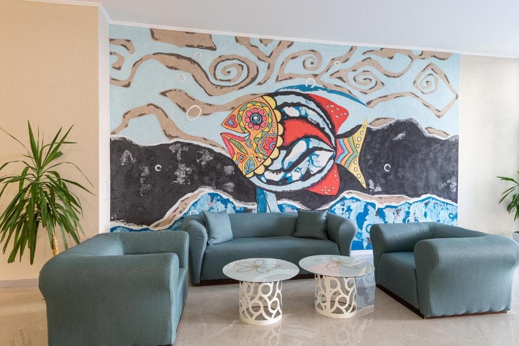 Neptune Beach Hotel - 2