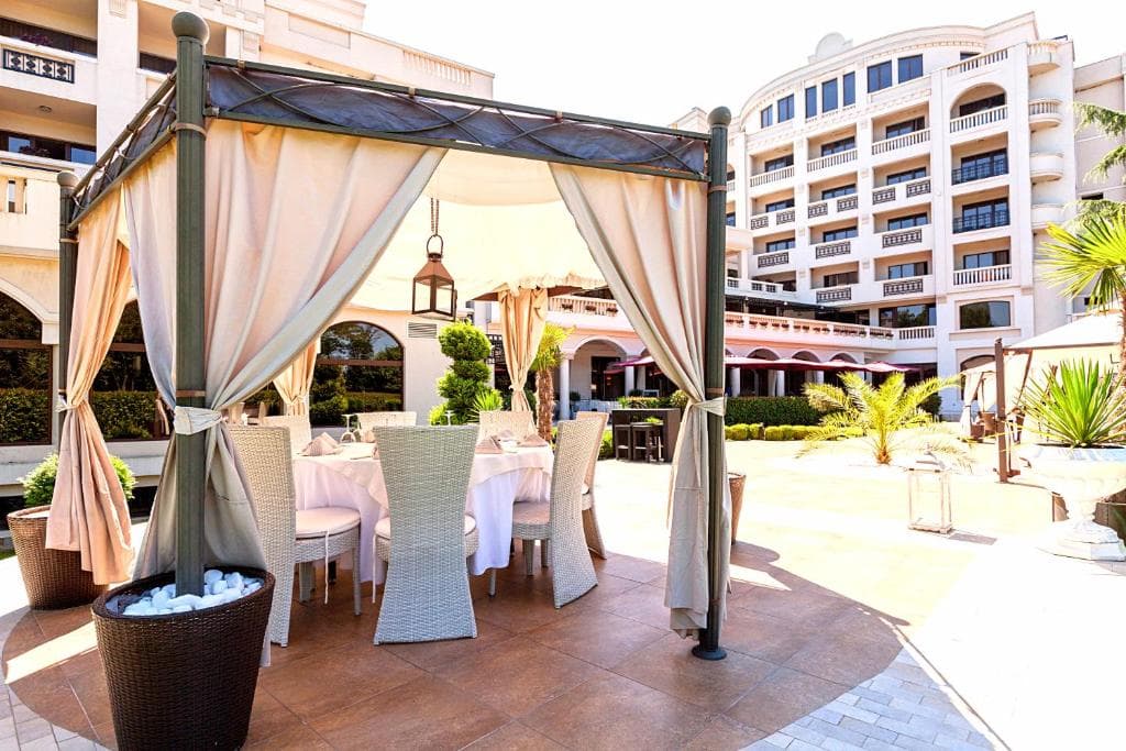 Grand Hotel Primoretz - 11