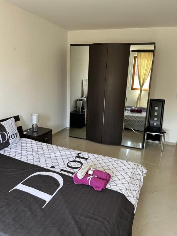 Victoria Hotel Rooms - 6